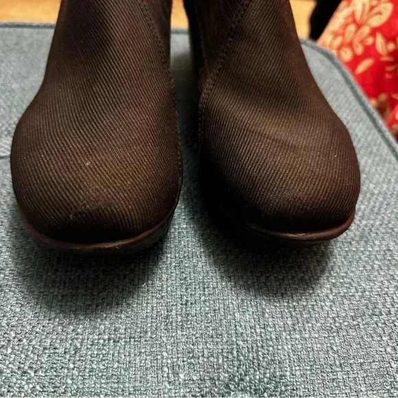 Bernie Mev Slip On Black Shoes with Wedge Heel - Picture 7 of 10